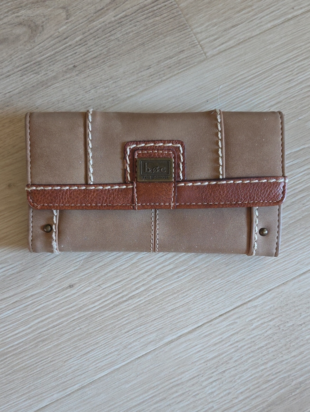 b.o.c. Two-Tone Taupe and Brown Leather Wallet